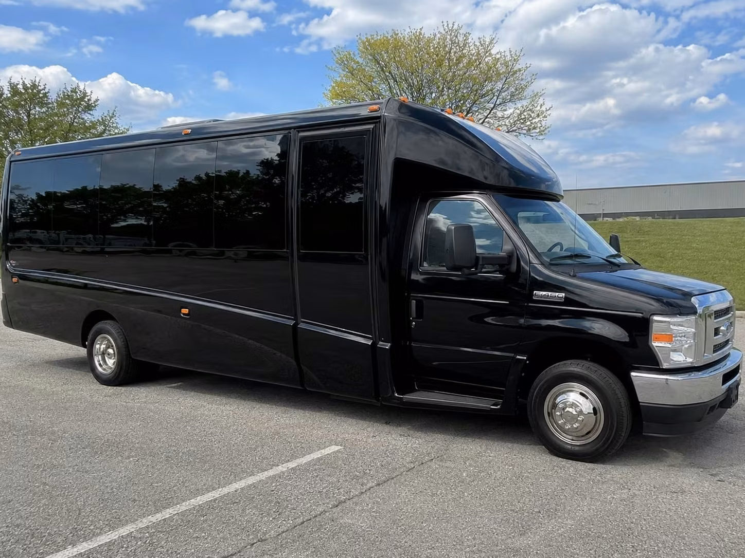 15 passenger minibus